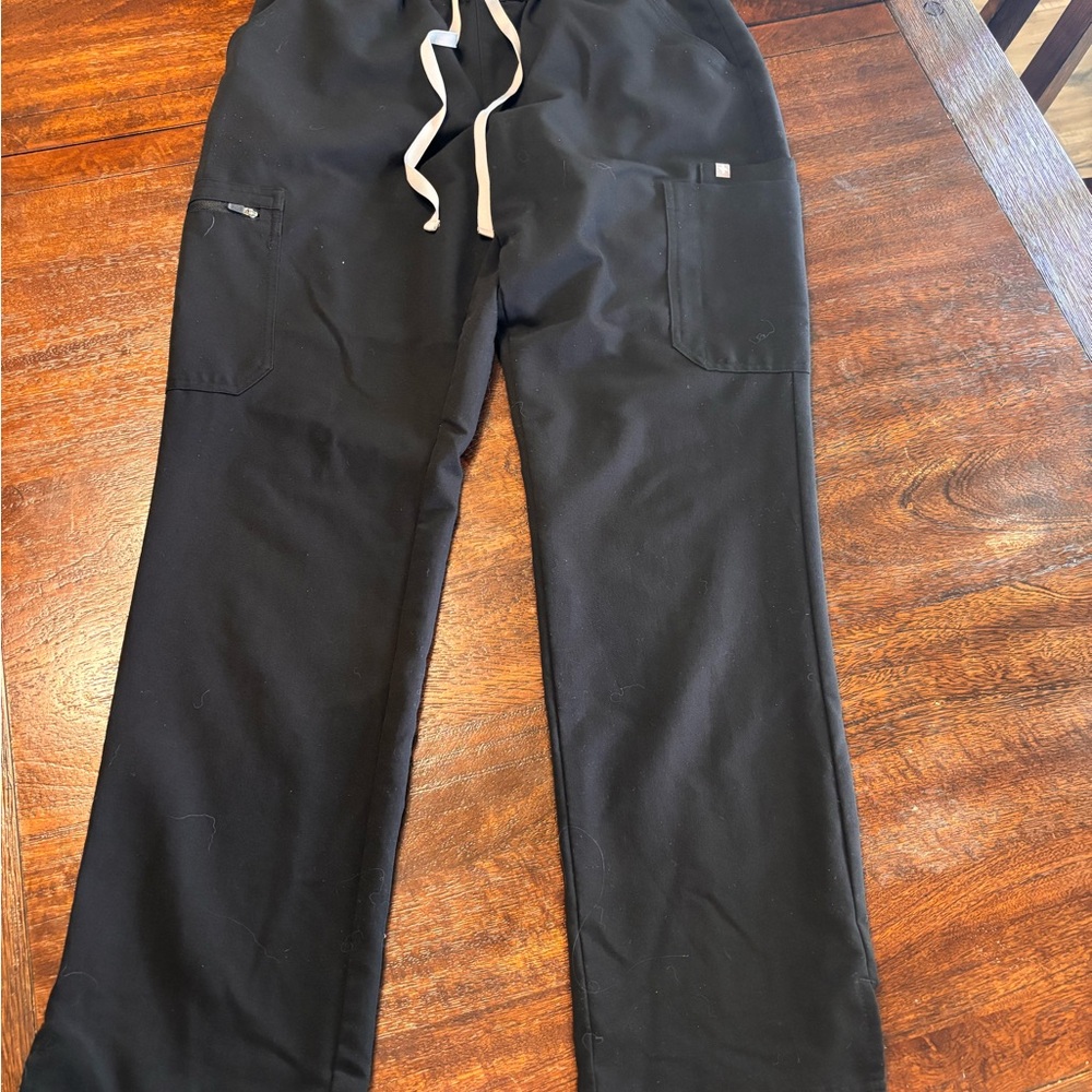 FIGS women scrub pants, size medium